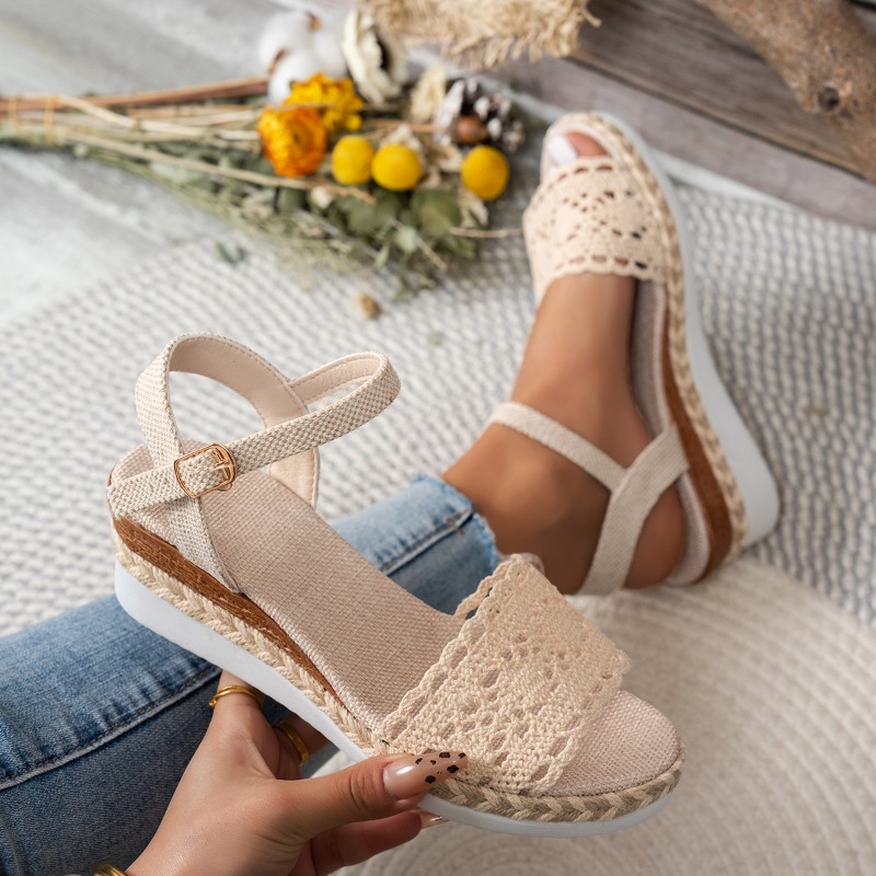 Wedge Espadrille Women - Damskie sandały na koturnie z koronką,