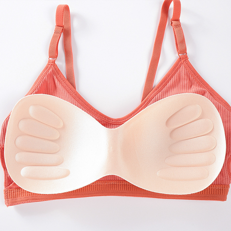 Letni biustonosz bez fiszbin,  – Bralette Triangle Set recenzja i cena
