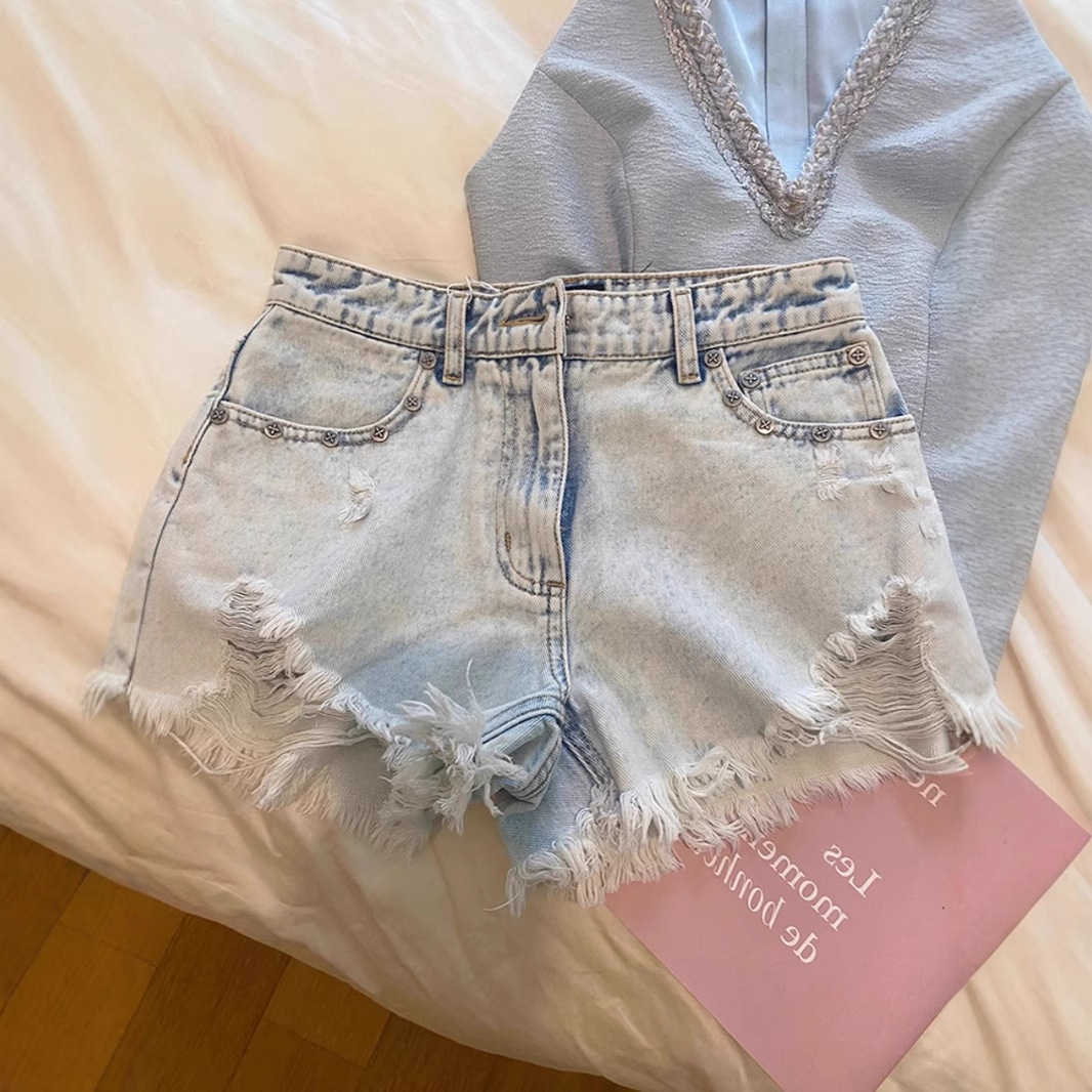 Damskie szorty jeansowe z haft – Shorts Denim Frayed recenzja i cena